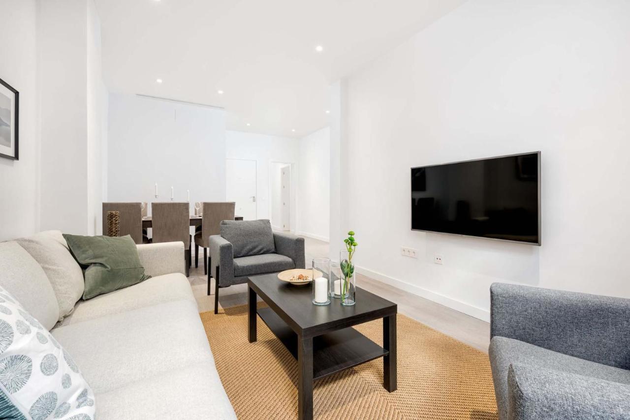 Merced Suites In Malaga By Solaga Holiday Homes المظهر الخارجي الصورة