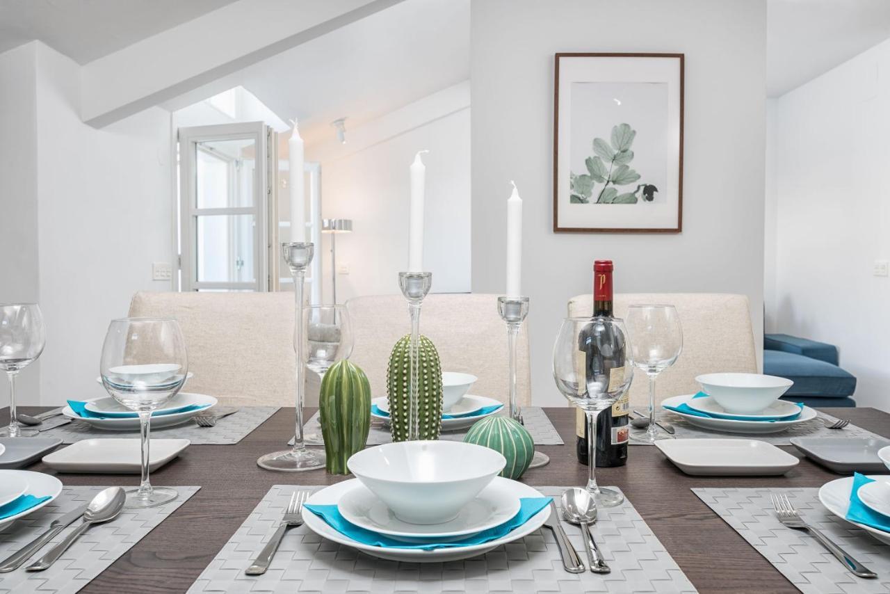 Merced Suites In Malaga By Solaga Holiday Homes المظهر الخارجي الصورة